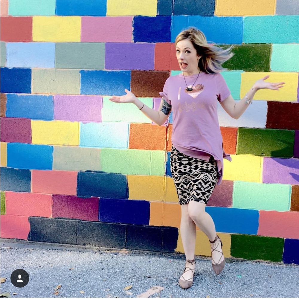 XS EUC LuLaRoe Promo Carol T