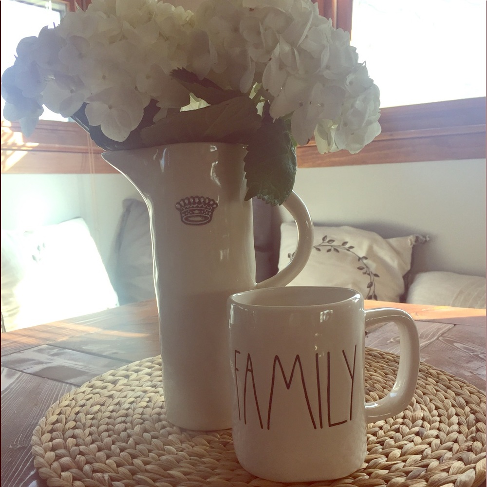 Rae Dunn Mug - FAMILY