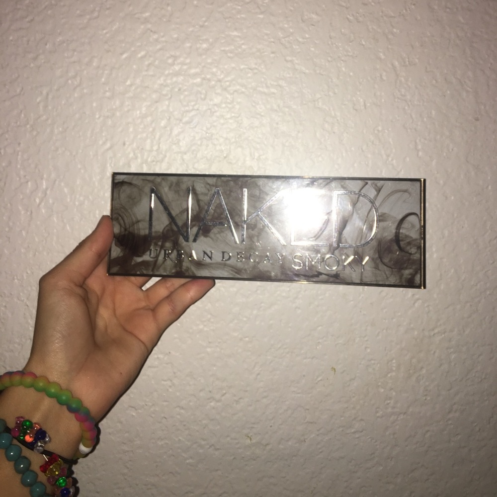 Urban decay smoky naked palette!!!