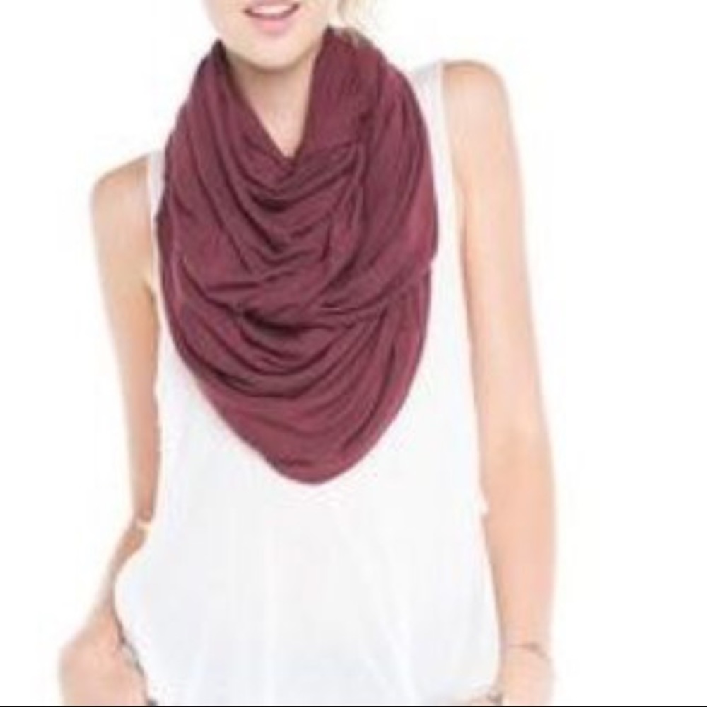 Brandy Melville infinity scarf