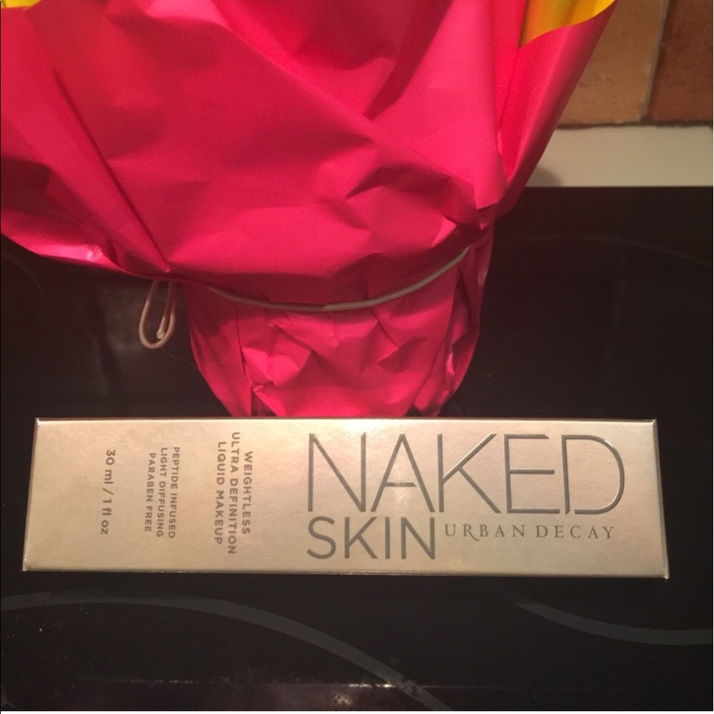 New👈🏾Naked skin urban Decay foundation shade 1.5