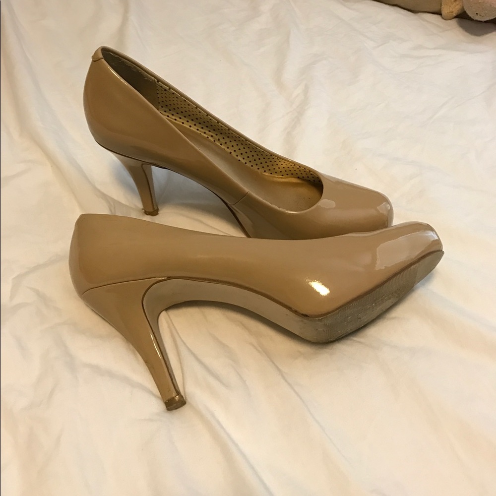 Madden Girl Pumps