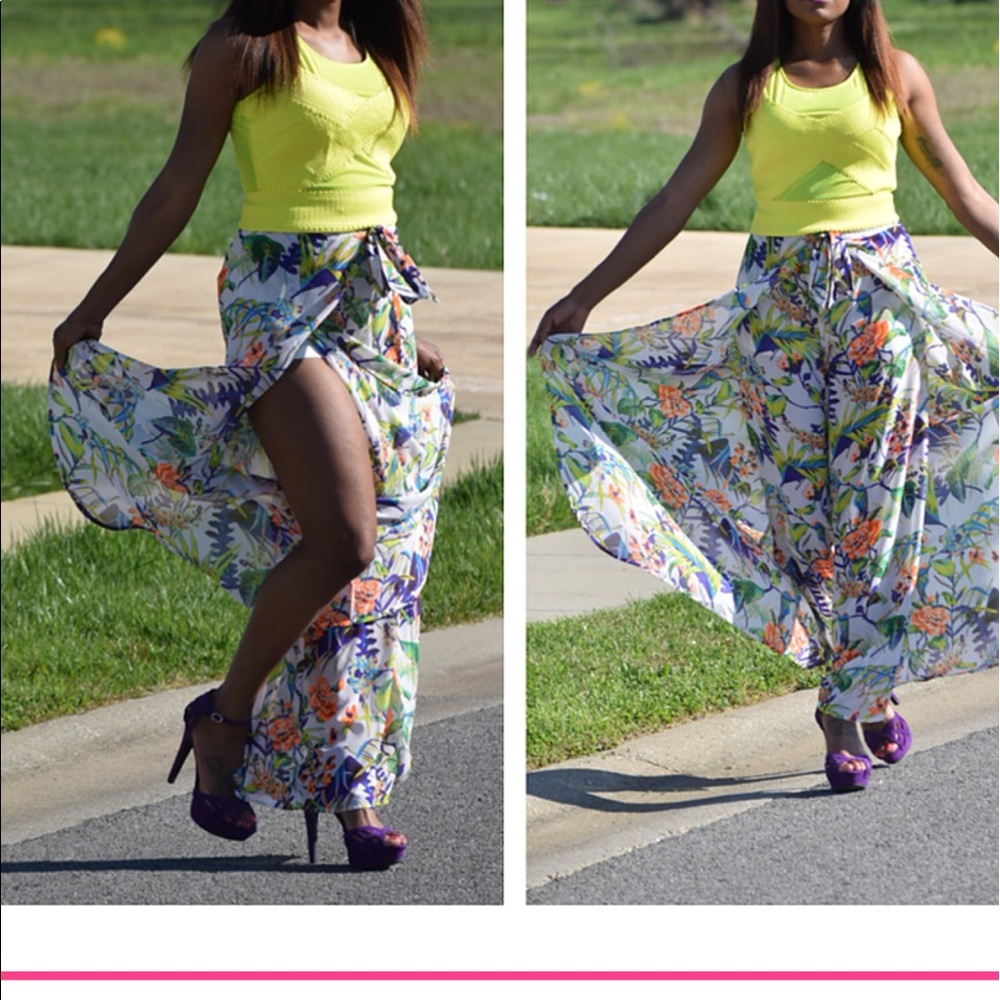 Floral Pants With Split