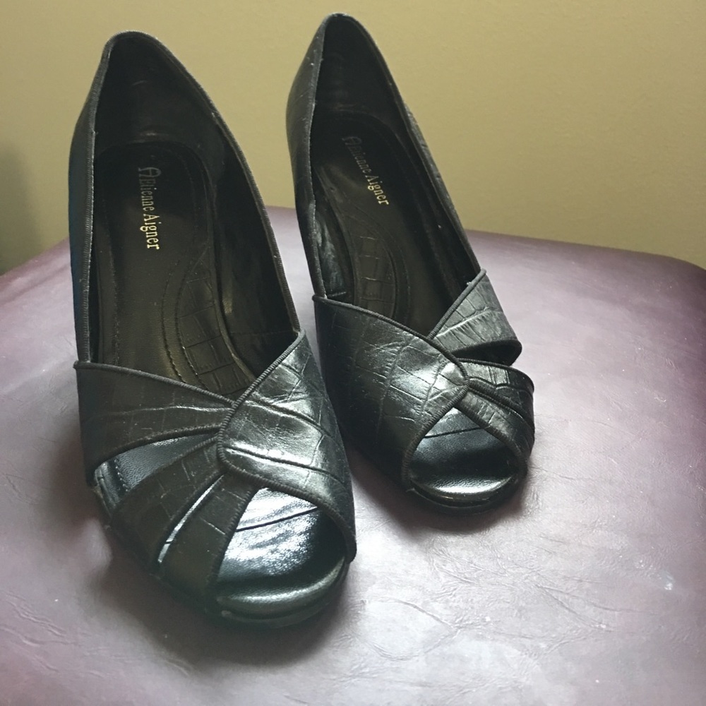 Super cute Retro style Peep Toe Pumps