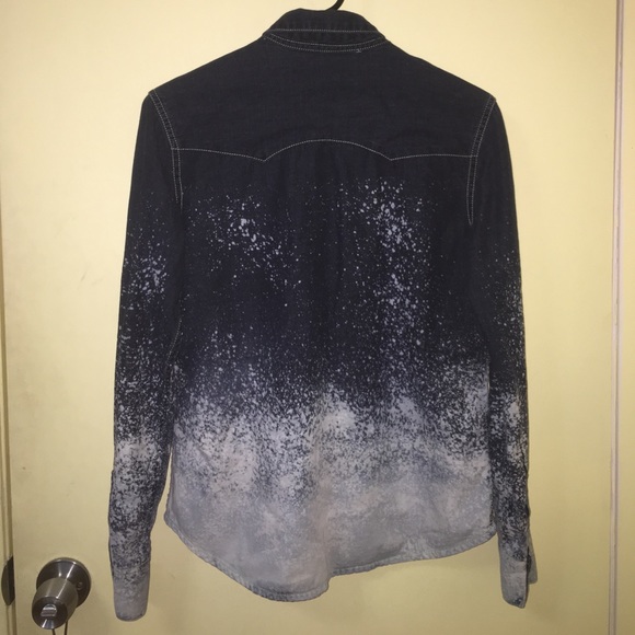 Light Acid Wash Button-up - Picture 3 of 3