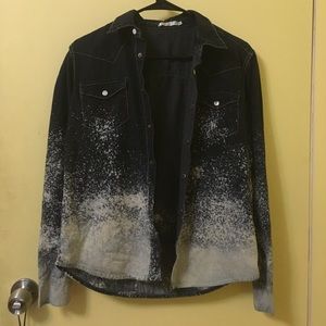 Light Acid Wash Button-up