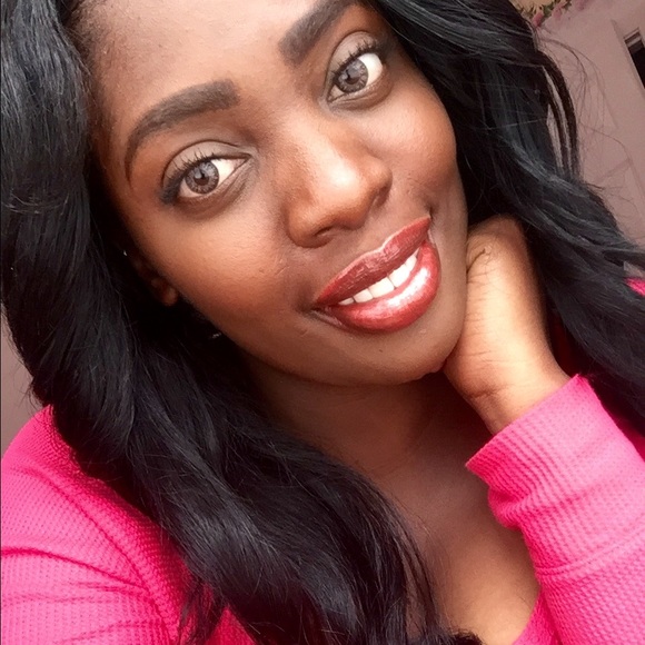 Meet your Posher, Kendra - Picture 1 of 1