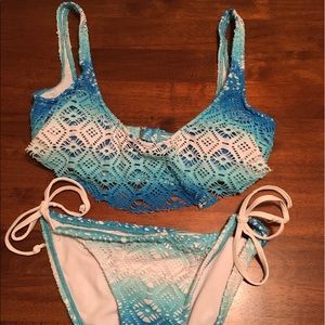 Blue ombré lace swimsuit