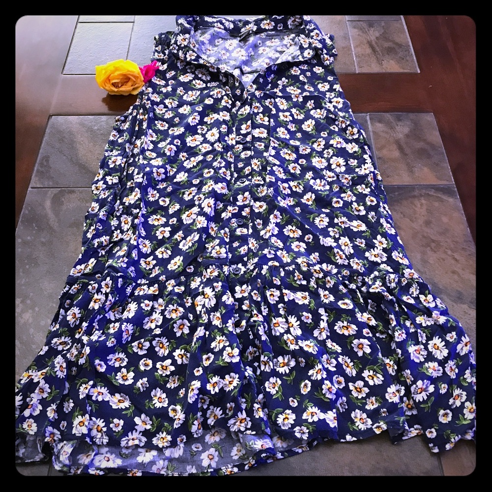 Forever 21 Mini Dress 🌻💙 Size M 😊 Cute!!