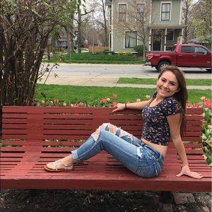 Meet your Posher, Skylar