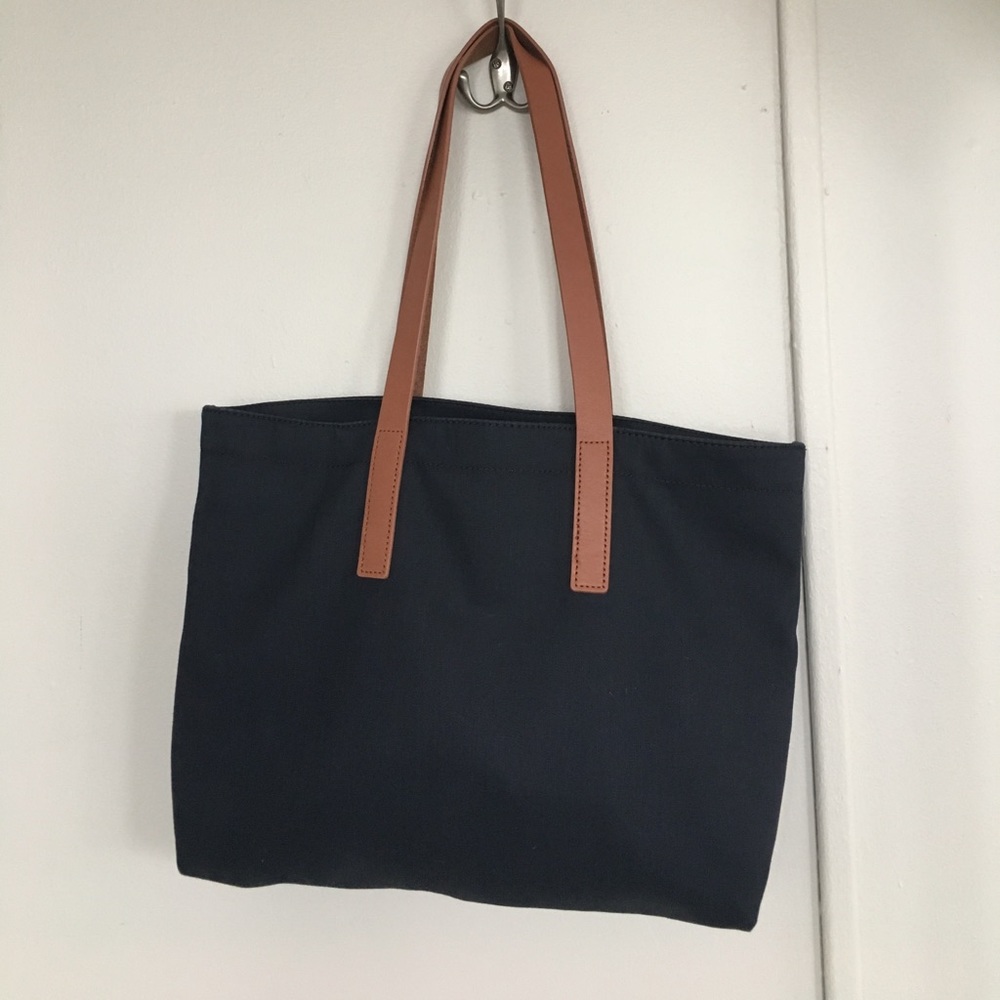 Everlane dark blue tote