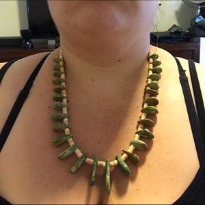 Jade necklace with frog earrings