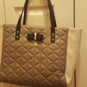 Jessica Simpson purse