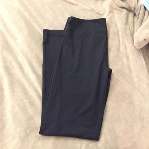 Underarmour yoga pants size large