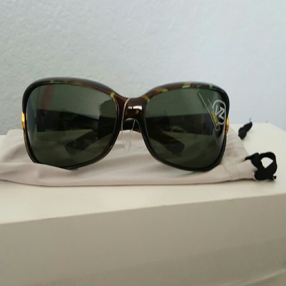 Von zipper Sun Glasses ?