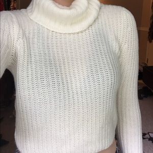 White crop turtle neck sweater