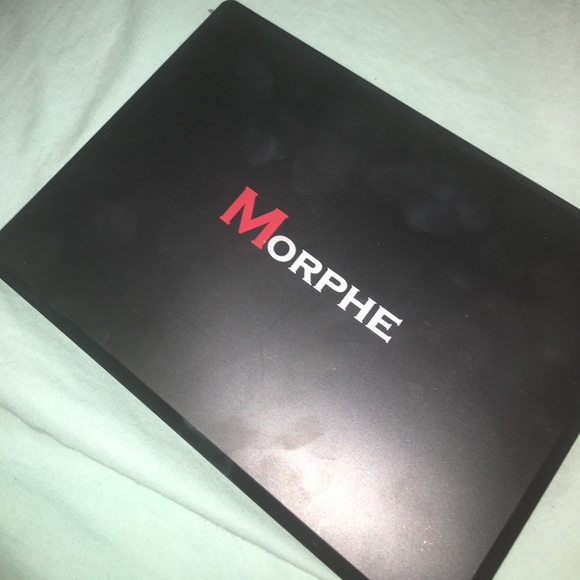 MAC Cosmetics Other - Morphe 35T Palette