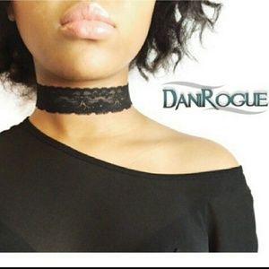 Stretch Lace Choker
