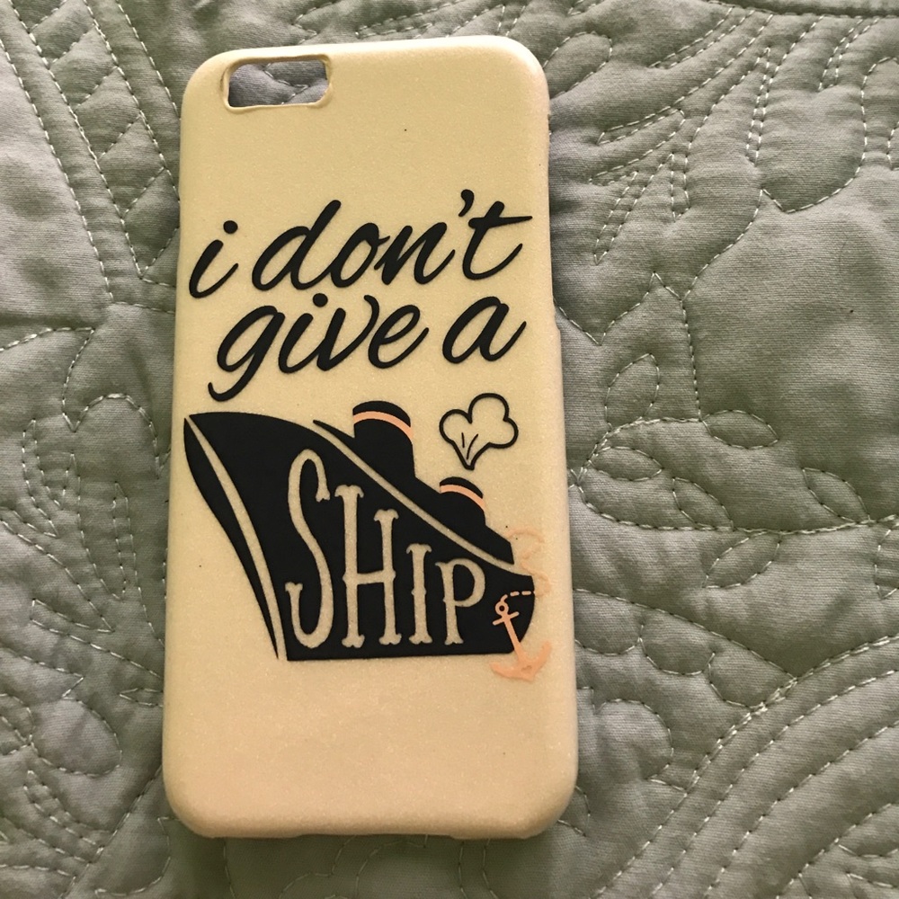 Claires iphone 6/6s case