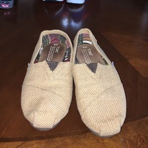 Toms burlap shoes