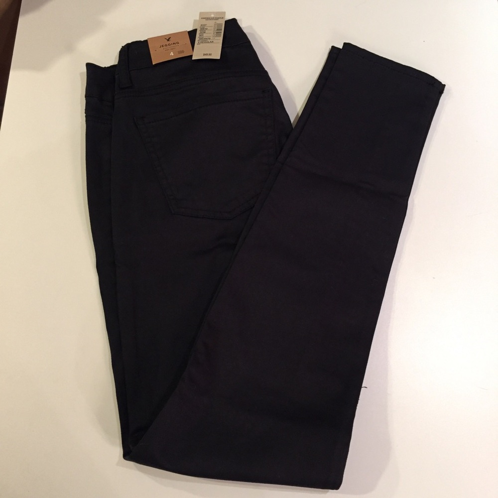 Black ⚫️ American Eagle Skinny Pant Size 4