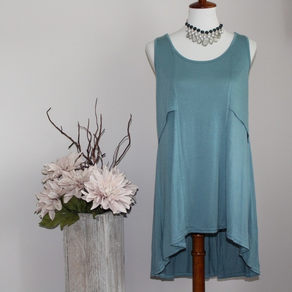 Lace Back Tunic - Picture 3 of 5