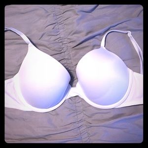 32d Victoria's Secret push up bra