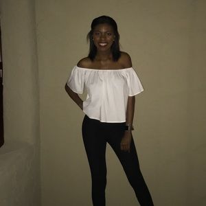 Meet your Posher, Mia