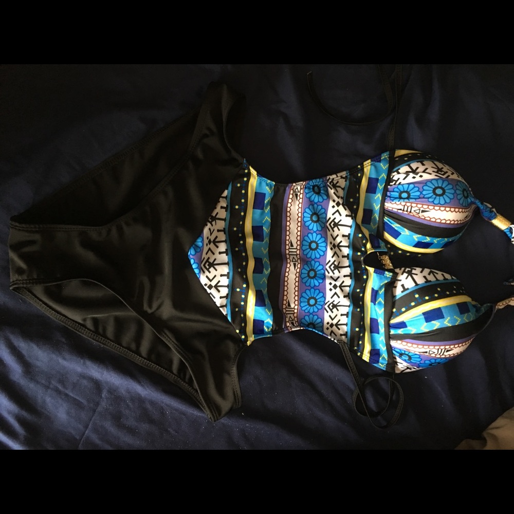 Multicolored blue tankini