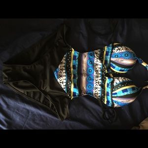 Multicolored blue tankini