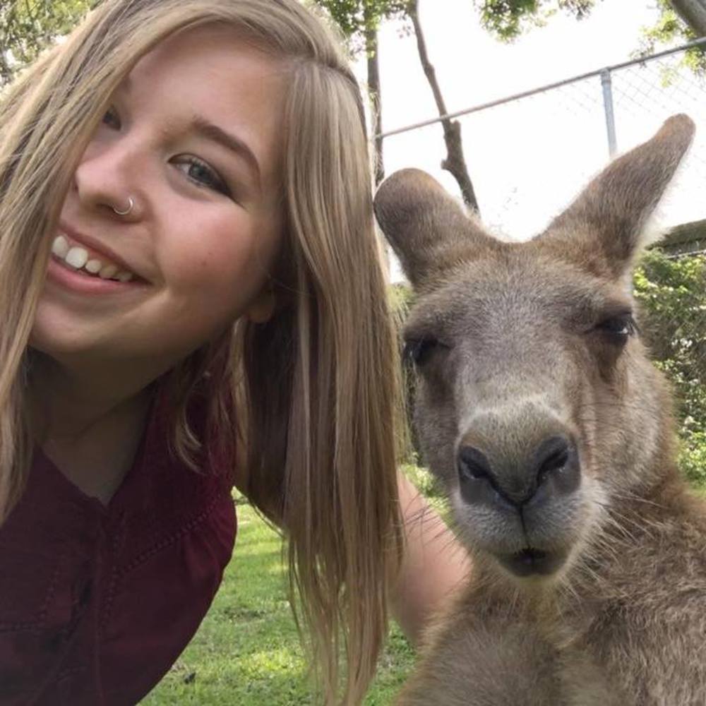 Meet your Posher, Ashlyn