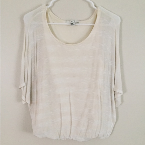Short sleeve top - Picture 1 of 1