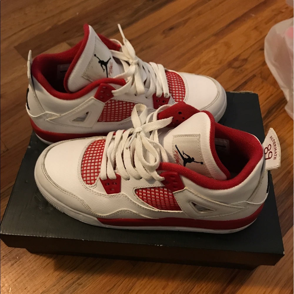 Fire Red 4s 6Y