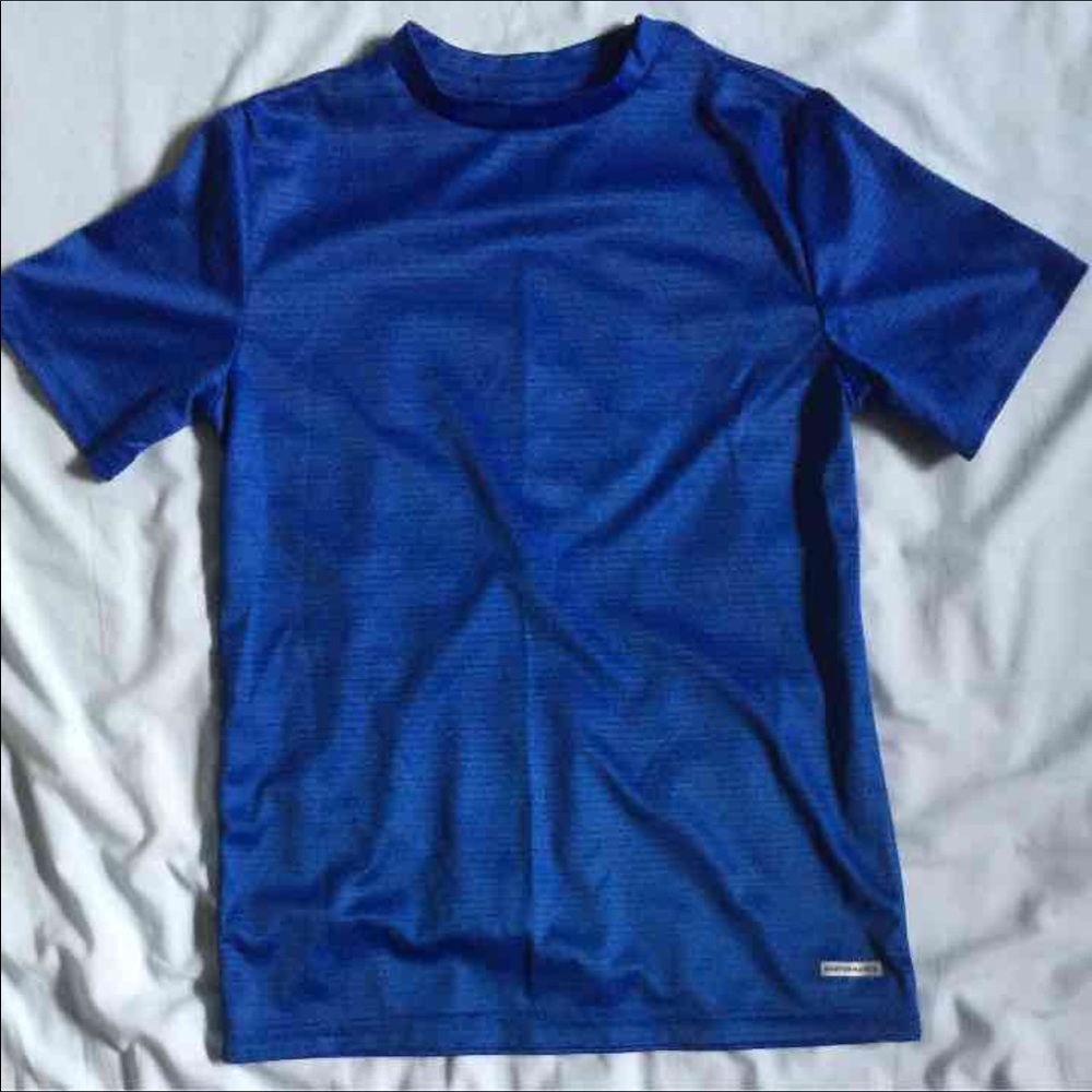 Boys swimming top