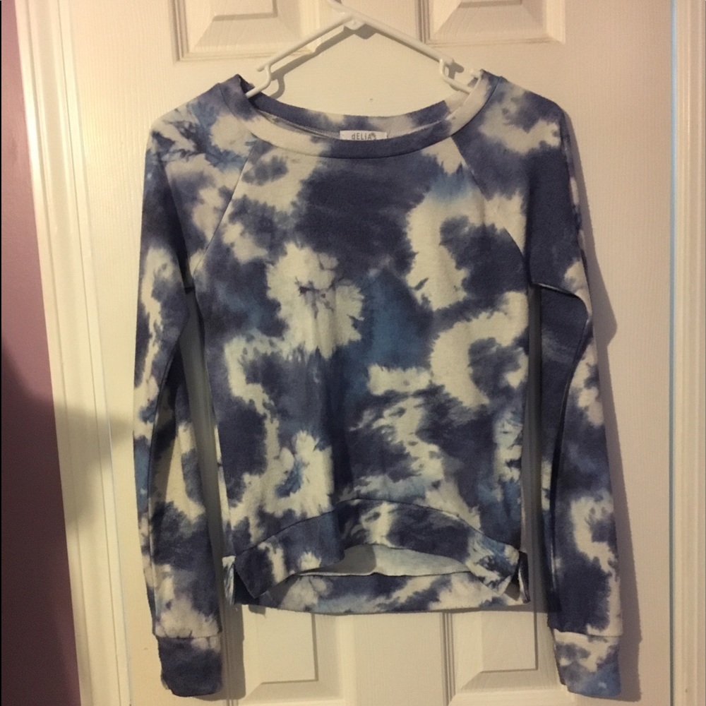 Tie Die patterned long sleeve top