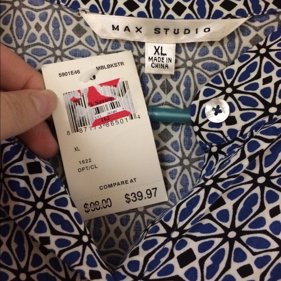 NWT Max studio kaleidoscope printed romper - Picture 4 of 6