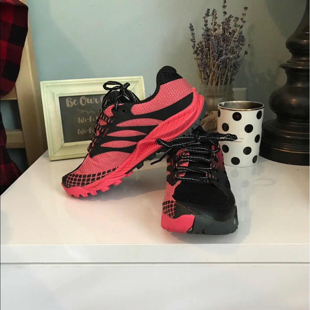 Merrell "Women's all out Charge" Size 6