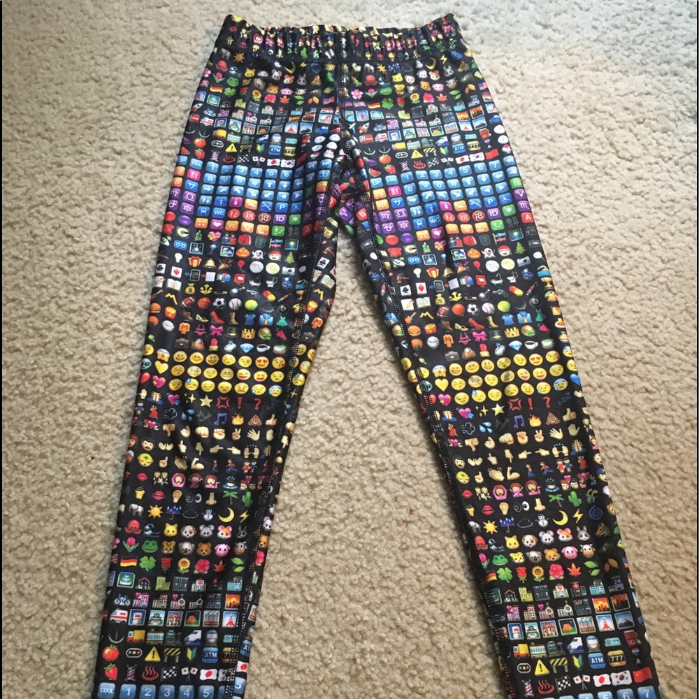 Zara Terez women's performance emoji leggings