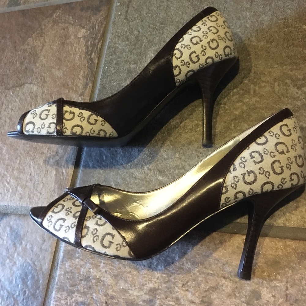 Guess brown and tan pumps 3.5" heel size 8 M - Picture 2 of 7