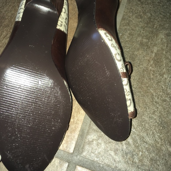 Guess brown and tan pumps 3.5" heel size 8 M - Picture 4 of 7