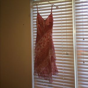 Beautiful spring /summer dress.