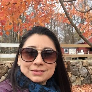 Meet your Posher, Maritza