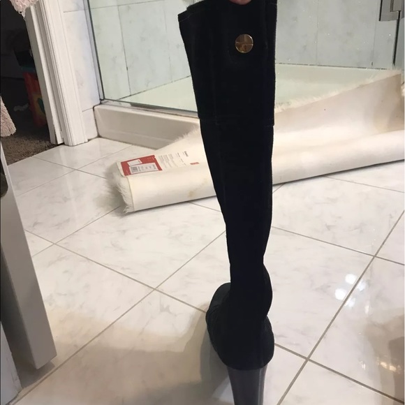 Tory Burch boots - Picture 4 of 5