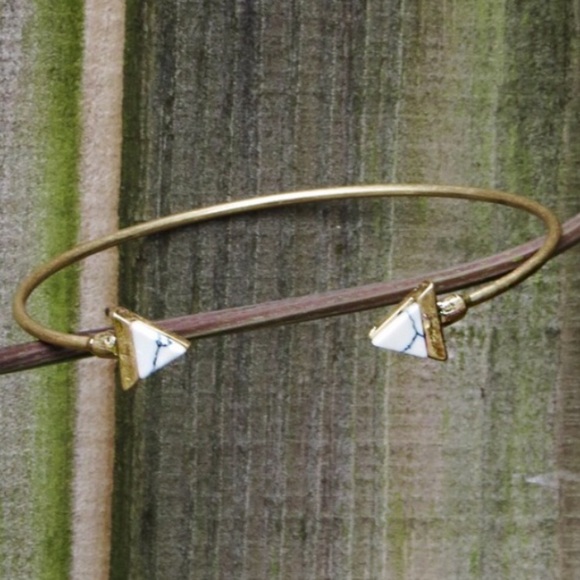 Triangle Stone Cuff Gold Bracelet - Picture 4 of 7