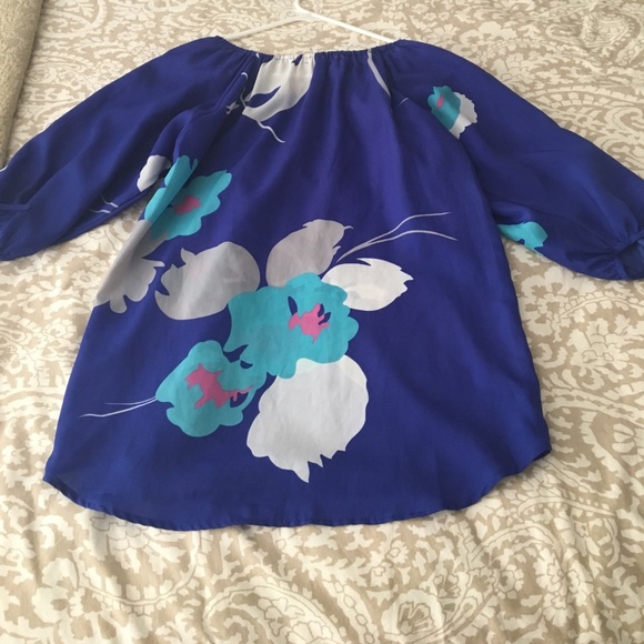 SOLD-Yumi Kim Top - Picture 6 of 6