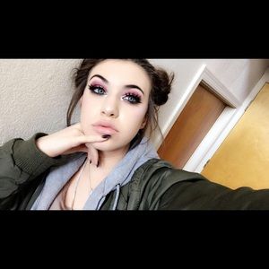 Meet your Posher, Kaylee