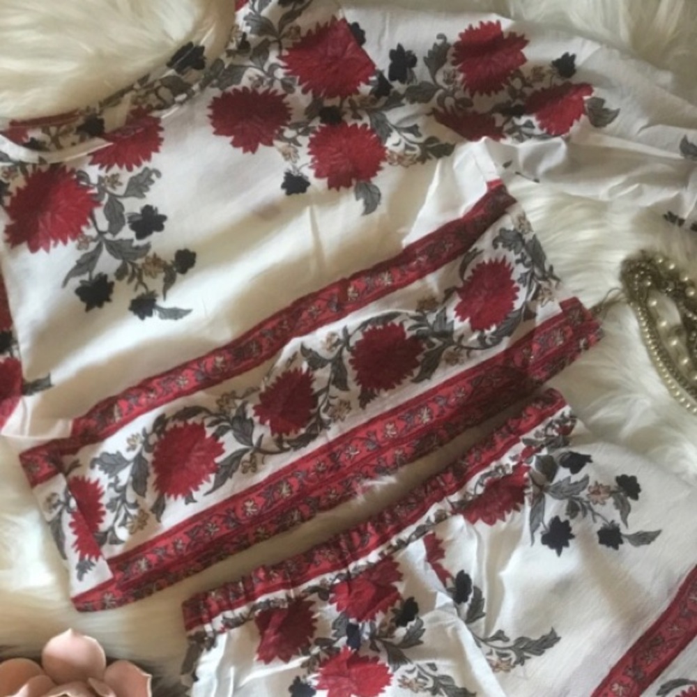 🦋 RED & WHITE FLORAL JUMPSUIT SET - Picture 5 of 8