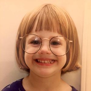 Meet your Posher, Alyssa