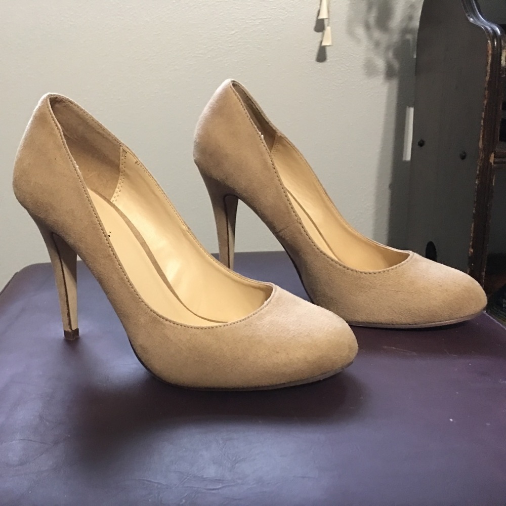 Michael Antonio High Heeled Pumps