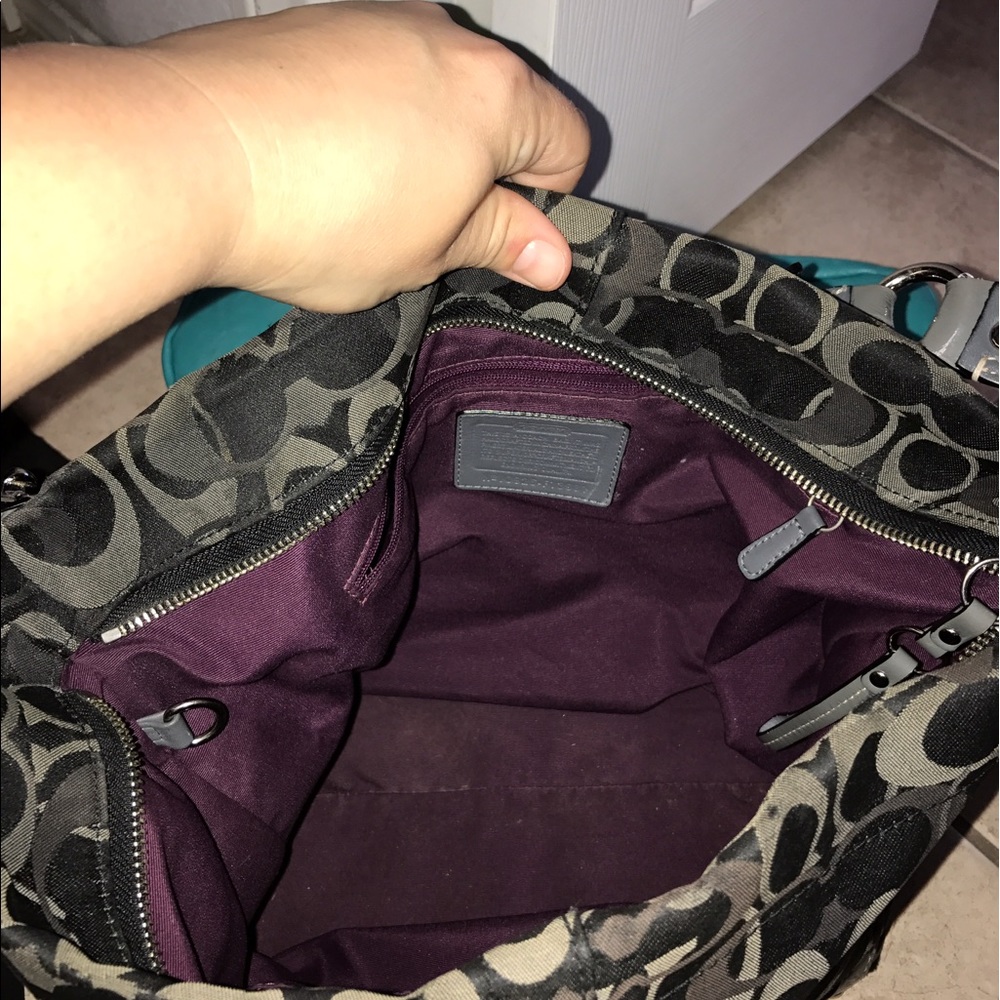Authentic Coach Purse - Picture 3 of 7